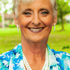 I am looking to see if there are any women's Bible study's that you all  could recommend, I am just starting out, but really want to dive into my  spiritual journey with