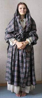 However, they did wear a similar plaid called an earasaid (aka erasaid or arisaid). Scottish Highland Attire Airisaid Ancient Women S Costume Traditional Scottish Clothing Scottish Clothing Scottish Costume