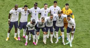 Liste des joueurs, remplaçants, postes, numéros, entraîneur et staff. Equipe De France Comment Les Bleus Peuvent Se Qualifier