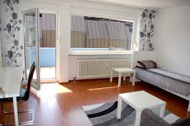 Durch die großen fenster ist die wohnung lichtdurchflutet und bietet eine angenehme atmosphäre. 1 Zimmer Wohnung Zu Vermieten Jakobstrasse 41 90402 Nurnberg Altstadt St Lorenz Mapio Net