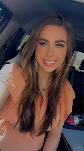 Ashley Brooks's Instagram, Twitter & Facebook