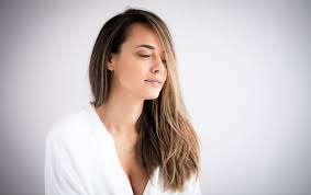 Romanian tv host, style icon, healthy living promoter, motivational speaker and ngo activist. 7 Ganduri Distructive De Care S A Lovit Andreea Raicu È™i Pe Care Cu SiguranÈ›Äƒ Le Ai È™i Tu Ea Md