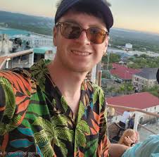 Where are you watching from today, Badgers? 📺 Presented by Coors Light