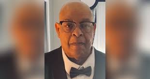 Kenneth Benedict's Instagram, Twitter & Facebook