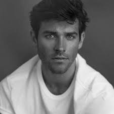 Chad Masters's Instagram, Twitter & Facebook