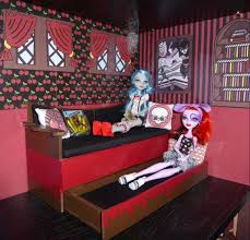 Monster High Dead Tired Bedroom Bookcase Kit W Abbey S Room Doll House Bed Monster High Dollhouse Monster High Room Monster High House