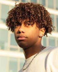 Pin By Ivan Maka On Inspiration Curly Hair Styles Curly Hair Men Men S Curly Hairstyles
