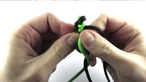 Slightly thicker than 550 paracord, 750 paracord is 26% stronger. How To Braid Paracord Paracord Guild