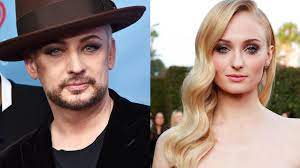 Wir sitzen alle in einem boot, aber es wäre auch platz für einen weniger. Game Of Thrones Star Sophie Turner Soll Boy George Spielen