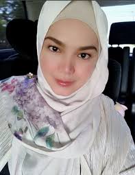 Download mp3 gratis ▶ siti nurhaliza download lagu siti nurhaliza dan streaming kumpulan lagu siti nurhaliza mp3 terbaru gratis dan mudah dinikmati and full album. Datuk Seri Siti Nurhaliza Buka Instagram Anak Murai My