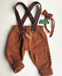 Orguden En Tarz Bebek Kiyafetleri Ucretsiz Parti Setleri Neseli Sus Evim Bebek Sapkasi Orme Baby Outfits Erkek Bebek Tulumu