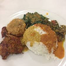 Rekomendasi rumah makan padang yang enak lainnya berada di jalan mayjen m.t. Photos At Rm Duta Minang Masakan Padang 3 Tips