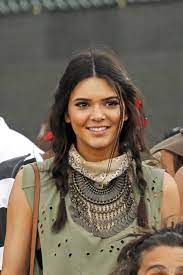 17 Gorgeous Boho Braids You Need In Your Life Boho Braids Pigtail Braids Kendall Jenner