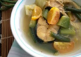 Gangan keladi/ gangan karuh jar urang banjar ini bisa juga ditambahkan dengan ikan gabus,patin,papuyu, jantung pisang dan sayur lainnya . Resep Gangan Asam Iwak Patin