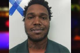 Demond Porter's Instagram, Twitter & Facebook