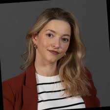 Officially graduated from the Hotel Management School Maastricht! I am very  happy to announce that last week I received my bachelor of Business  Administration. I have had an amazing and learningfull… |