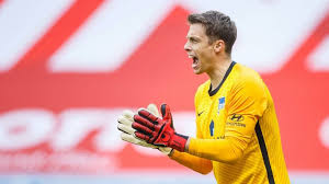 Juli neuer hauptsponsor von hertha bsc. Hertha Bsc Empfangt Freiburg Keine Guten Gastgeber Rbb24