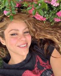 𝑺𝑨𝒀 𝒀𝑬𝑺 𝑰𝑭 𝒀𝑶𝑼 𝑳𝑶𝑽𝑬 Shakira❤️✌️🌹