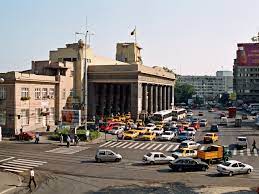 Înainte de deschiderea staţiei de metrou gara de nord la 24 decembrie 1987 au fost necesare modificări ale accesului în gară dinspre calea griviţei. Bahnhof BucureÈ™ti Nord Wikipedia