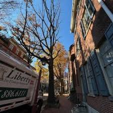 LAWRENCE BLOOMFIELD & ASSOCIATES