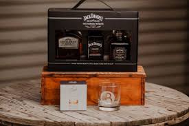 Liqour Cocktail Gift Sets For Men Holiday Or Anyday Thebrobasket Com In 2020 Cocktail Gift Set Liquor Gifts Liquor Gift Set