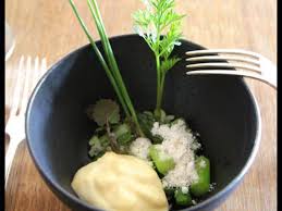 Risotto A L Ail Des Ours Asperges Vertes Mousse De Beurre Au Yuzu Ail Des Ours Asperge Verte Alimentation