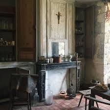 Meung Sur Loire Un Chateau Aux Deux Visages Www Omonchateau Com Beautiful Mirror Over Simple Mirror Cheminee Simple Cheminee Victorienne Cheminee Rustique
