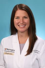 Danielle Turnbull's Instagram, Twitter & Facebook