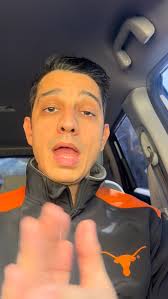 Aaron Beltrán Realty updated their cover photo.