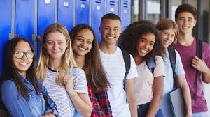 Die schule, die kinder im alter ab etwa sechs jahren bis zu einem alter von etwa zehn oder zwölf jahren besuchen; Sollte Die Schule Morgens Spater Beginnen Geolino