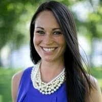 Rebecca Pinckney's Instagram, Twitter & Facebook