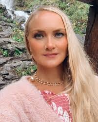 Genesis Pepper's Instagram, Twitter & Facebook