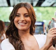 Monique Cody's Instagram, Twitter & Facebook