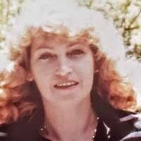 Carolyn Loomis's Instagram, Twitter & Facebook