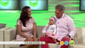 Fésűs nelly azért nem tudott fellépni, mert koronavírusos lett, egyébként nicole scherzinger. Fesus Nelly Elbuvolo Kislanya Mar Egyedul All 2015 09 04 Tv2 Hu Fem3cafe Youtube