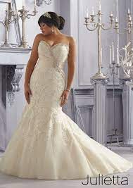 This one will fit brides who has wide hips: 25 Best Curvy Wedding Dresses For Plus Size Brides Plus Size Wedding Gowns Wedding Dresses Wedding Dress Inspiration