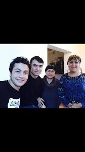 Anas mikael starring actor aaron aziz. Daler Yusuf On Twitter My Family My Pride Sy Dengan Aunty2 Dan Cousin Http T Co Fxbp7ta8xl