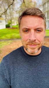 Tim Broome's Instagram, Twitter & Facebook