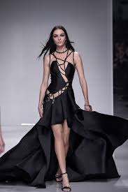 Stop And Stare At The Gravity Defying Dresses From Atelier Versace Couture Week Atelier Versace Fashion Week