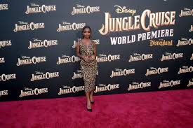 The film, which stars dwayne johnson and emily blunt, will premiere in. Wbzfj3t0zhelem