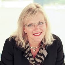 Amy Tolbert's Instagram, Twitter & Facebook