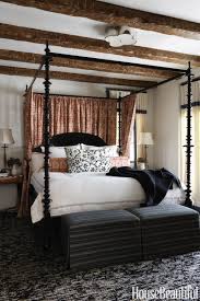 Use black wall accents for bedrooms in rooms that have plenty of natural light, so they don't feel closed in, or add lighting fixtures such as track lights to illuminate the space. 15 Beautiful Black And White Bedroom Ideas Black And White Decor