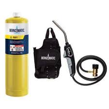 Bernzomatic Bz8250htkc Map Pro Hose Torch Kit Bz8250kc The Home Depot Bernzomatic Metal Working Projects Torch