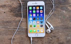 4 Iphone Hacks To Help Make Your Life Easier Easier Hacks Iphone Life Hack Trick Diy Iphone Hacks Cool Iphone Cases Apple Gadgets Iphone