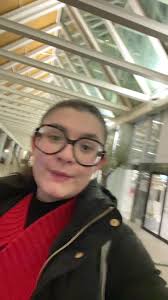 Clara Mena (@claramena_)