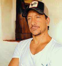 Let's take a look at nicolas vazquez's current relationship, dating history, rumored hookups and past exes. Nico Vazquez Revelo Que Estuvieron Separados Con Gimena Accardi