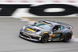 Porsche Cayman Gt4 Clubsport Porsche Cars Porsche 718 Cayman Cayman Gt4