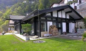 Das huf haus art 3 stellt eine besonderheit im segment der kompakten einfamilienhäuser dar. Bungalow Ascona 2004 Jurg Kurtz Bauen Mit Holz