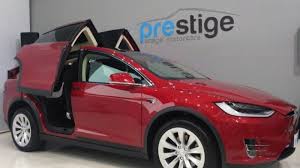 Berlanjut ke model berikutnya yakni tesla model x 75d a/t yang dibanderol paling murah senilai us$200 ribu atau sekitar rp2,8 miliar. Mau Beli Tesla Model X Tapi Kemahalan Anggota Dpr Minta Pemerintah Turunkan Harga Tribunnews Com Mobile