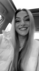 Looking for 3 roommates at Enclave 5x5.5. Outgoing, social. Text or DM